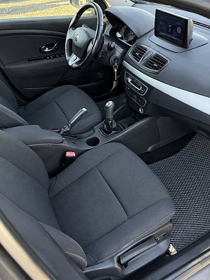 Renault Megane, 2011 года, пробег 190083 км