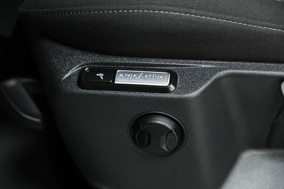 Volkswagen Tiguan Highline, 2018 года, пробег 251323 км