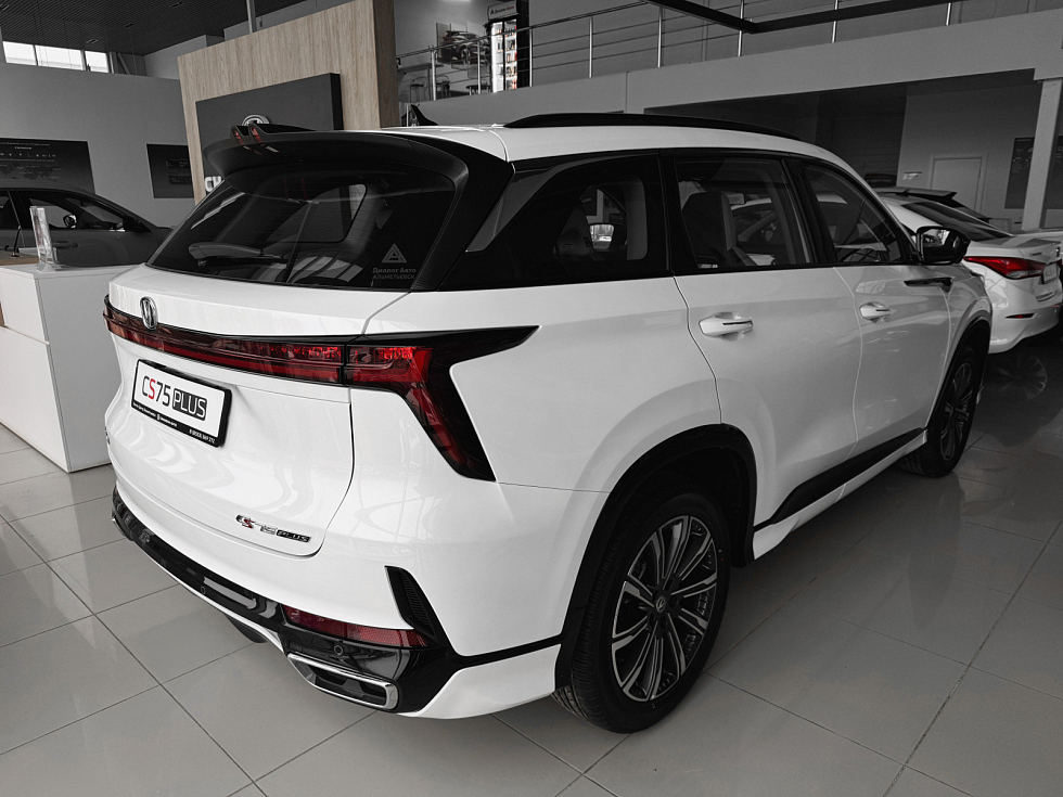 Changan CS75 Plus Техно, белый