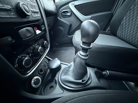 Renault Duster LE Adventure, 2012 года, пробег 144989 км