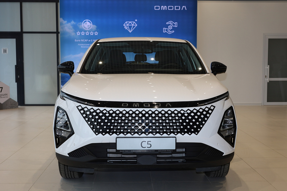 Omoda C5 Стиль (2024), белый