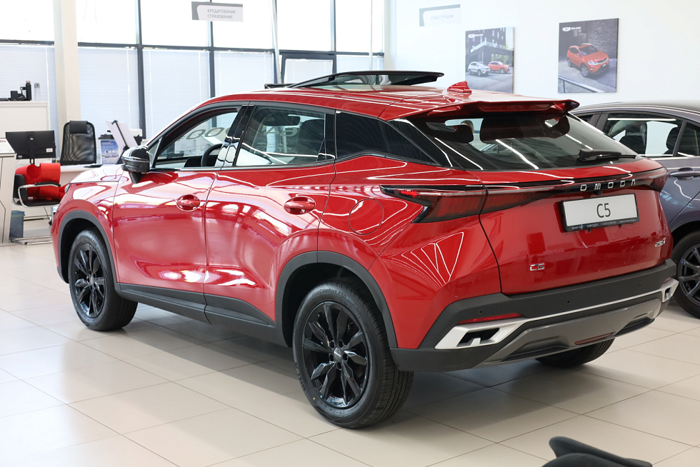 Omoda C5 Стиль (2025), красный