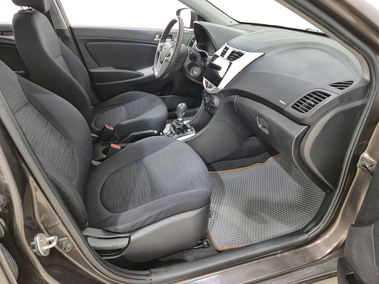 Hyundai Solaris Active, 2015 года, пробег 202968 км