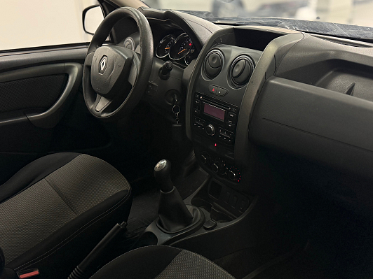 Renault Duster Authentique, 2015 года, пробег 229000 км