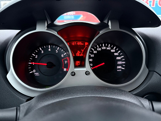 Nissan Juke SV2, 2014 года, пробег 137100 км