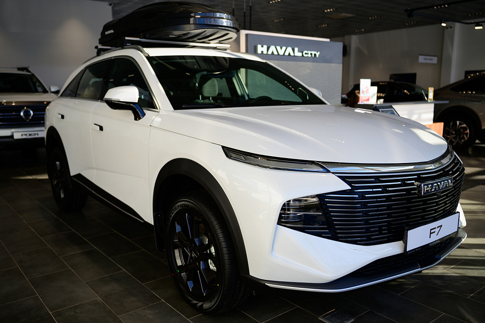 Haval F7 Премиум, белый