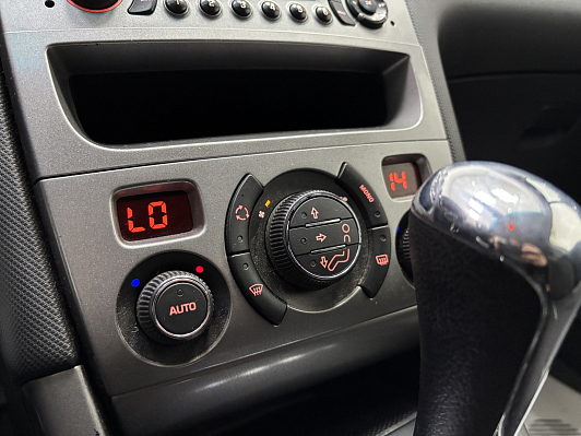 Peugeot 308 Active, 2012 года, пробег 142908 км