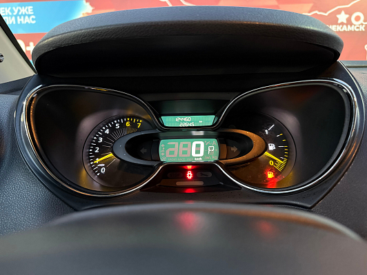 Renault Kaptur Style, 2017 года, пробег 124420 км