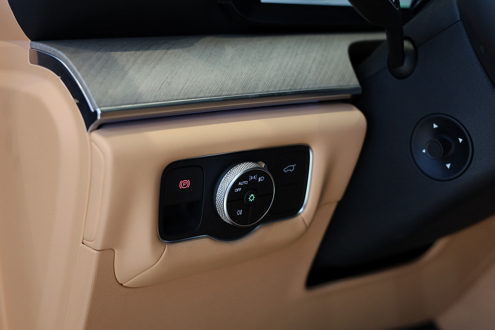 Jaecoo J8 Active, серый