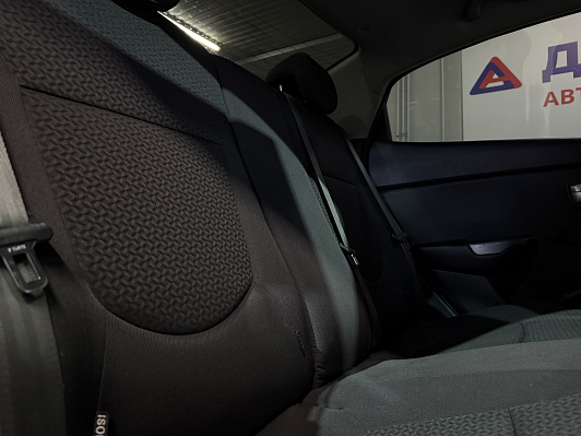 Kia Rio, 2016 года, пробег 120000 км