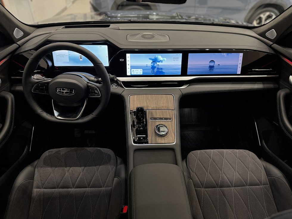 Geely Monjaro Flagship, черный