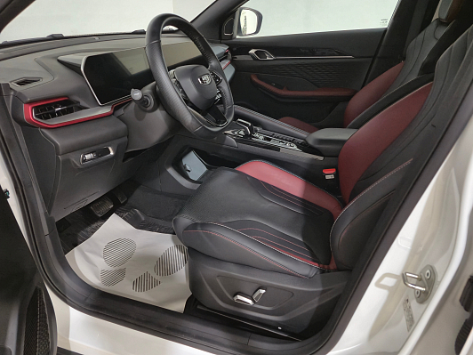 Geely Coolray, 2024 года, пробег 16573 км