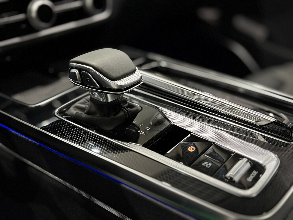 Hongqi HS3 Комфорт (Comfort), черный