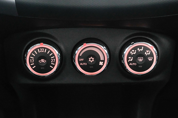 Mitsubishi Outlander Instyle, 2012 года, пробег 230795 км