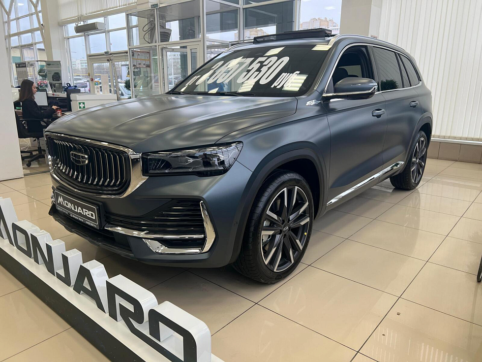 Geely Monjaro Flagship SE, черный