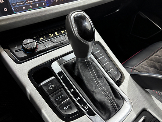 Geely Atlas Luxury, 2019 года, пробег 90364 км