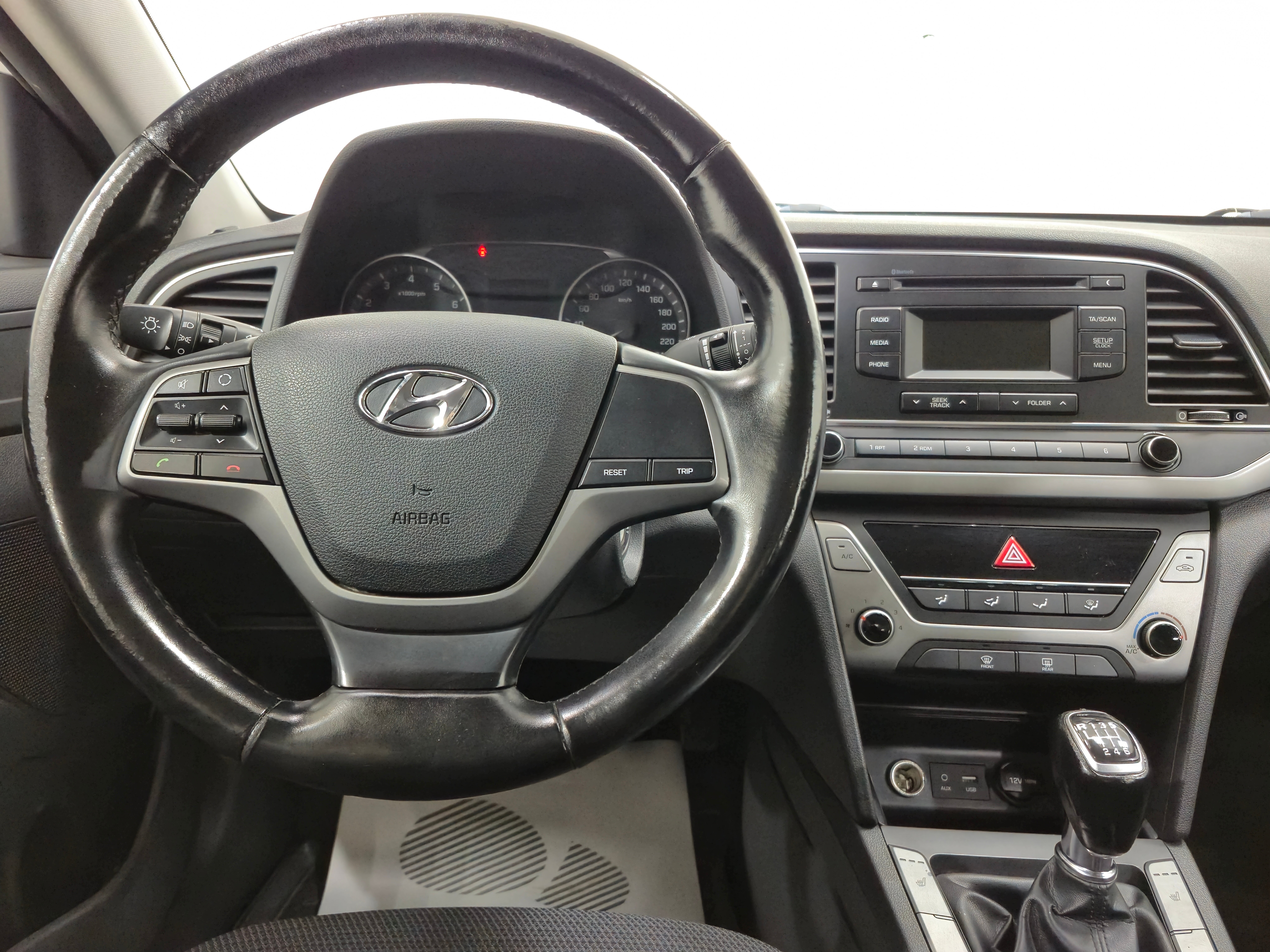 Hyundai Elantra Base, 2018 года, пробег 200532 км