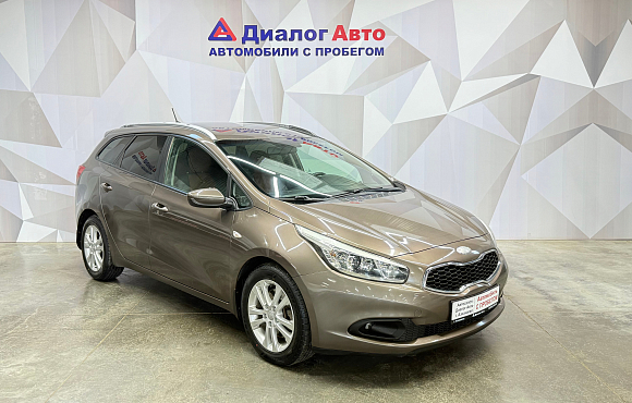 Kia Ceed Luxe, 2013 года, пробег 161532 км