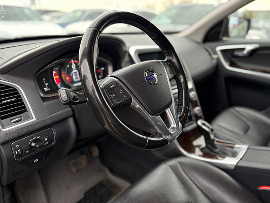Volvo XC60 Summum, 2015 года, пробег 187400 км