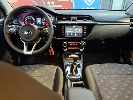 Kia Rio Prestige, 2019 года, пробег 67936 км