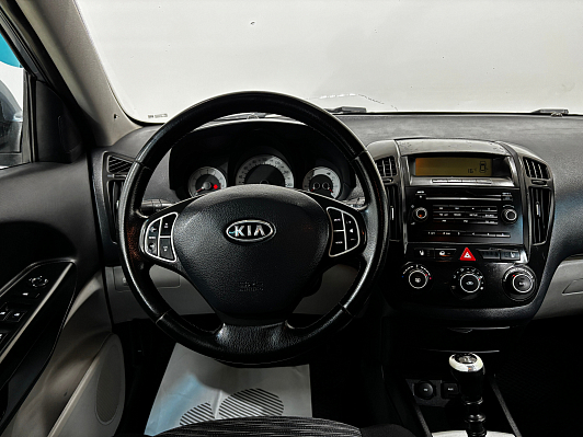 Kia Ceed Комфорт, 2009 года, пробег 270500 км
