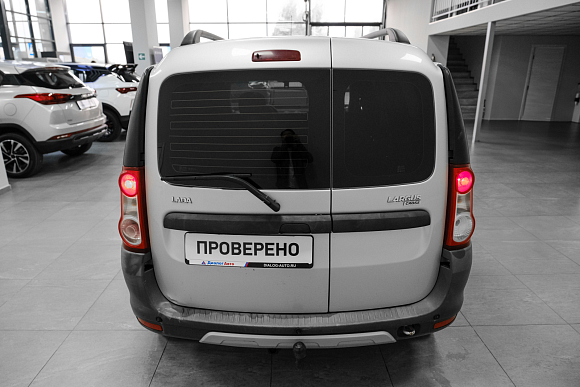 Lada (ВАЗ) Largus Quest (5 мест), 2018 года, пробег 136000 км