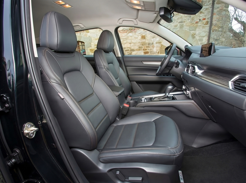 Mazda CX-5 Active, черный