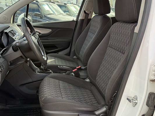 Opel Mokka Essentia, 2014 года, пробег 199314 км