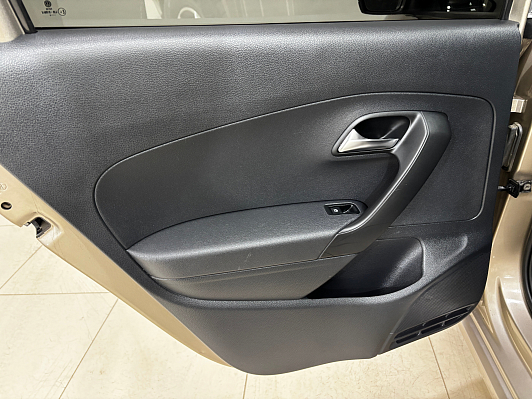 Volkswagen Polo Trendline, 2016 года, пробег 161328 км
