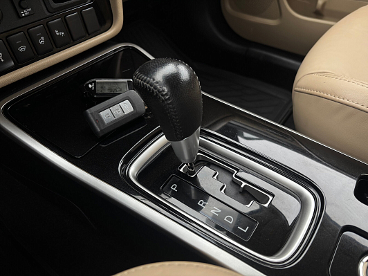Mitsubishi Outlander Ultimate, 2020 года, пробег 157436 км