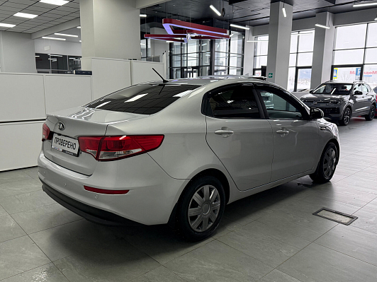 Kia Rio Luxe, 2016 года, пробег 97504 км