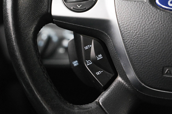 Ford Kuga Titanium, 2016 года, пробег 140792 км