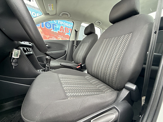 Volkswagen Polo Trendline, 2019 года, пробег 94000 км
