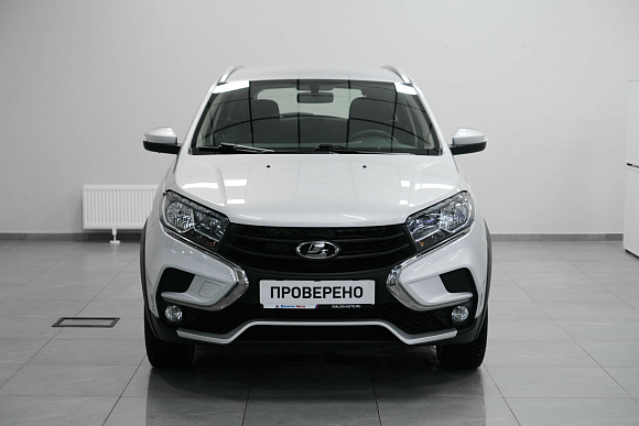 Lada (ВАЗ) XRAY Comfort, 2018 года, пробег 40000 км