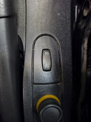 Renault Clio, 2009 года, пробег 212800 км