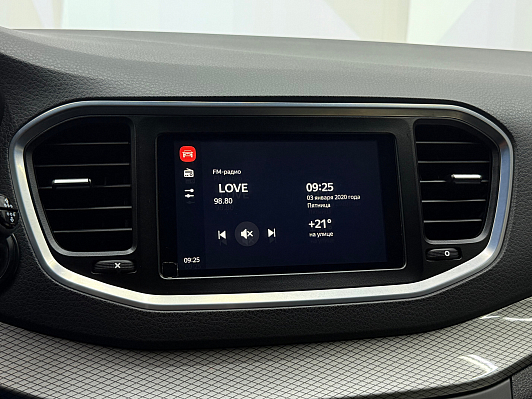 Lada (ВАЗ) Vesta, 2023 года, пробег 33945 км