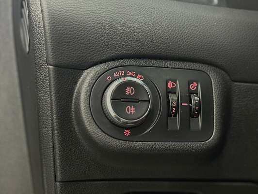 Opel Zafira, 2012 года, пробег 203580 км