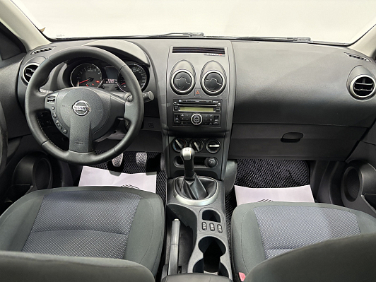 Nissan Qashqai XE, 2011 года, пробег 215657 км