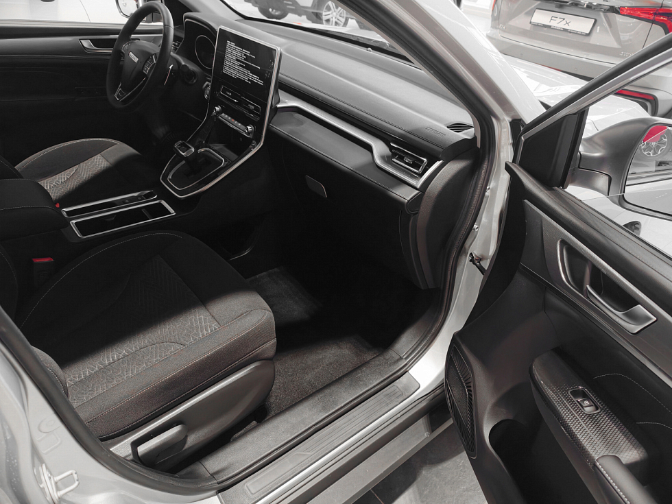 Haval M6 Оптимум, серый