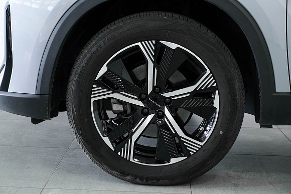 BAIC X75 Luxury, 2024 года, пробег 37000 км