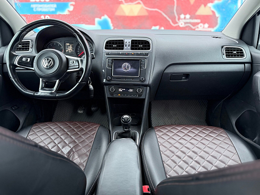 Volkswagen Polo Highline, 2019 года, пробег 145622 км