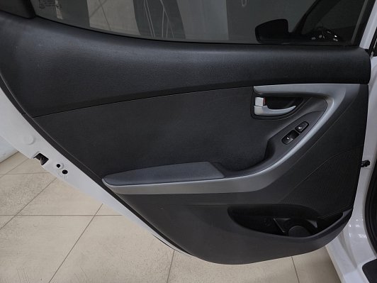 Hyundai Elantra Base, 2015 года, пробег 142320 км