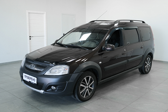 Lada (ВАЗ) Largus Luxe (7 мест), 2017 года, пробег 187000 км