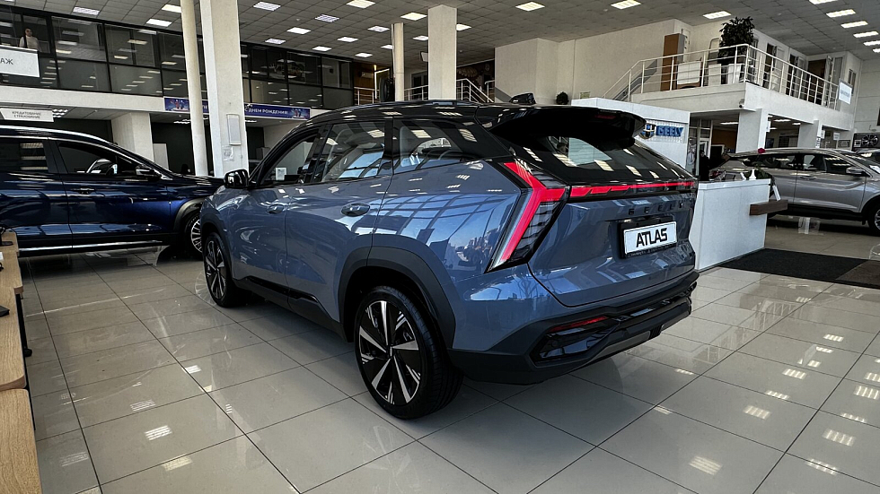 Geely Atlas Flagship, серый