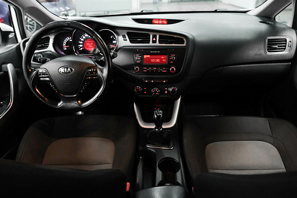 Kia Ceed Comfort, 2012 года, пробег 158000 км