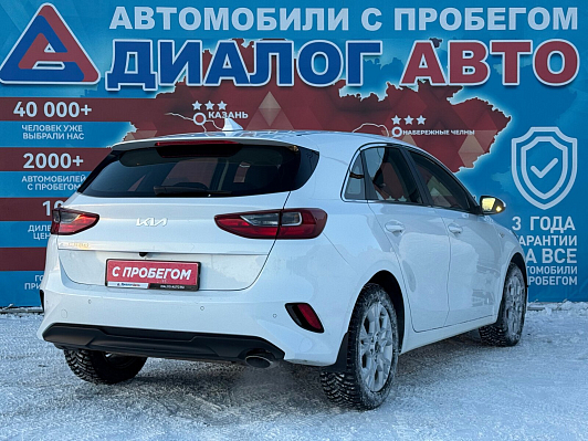 Kia Ceed Luxe, 2023 года, пробег 31000 км