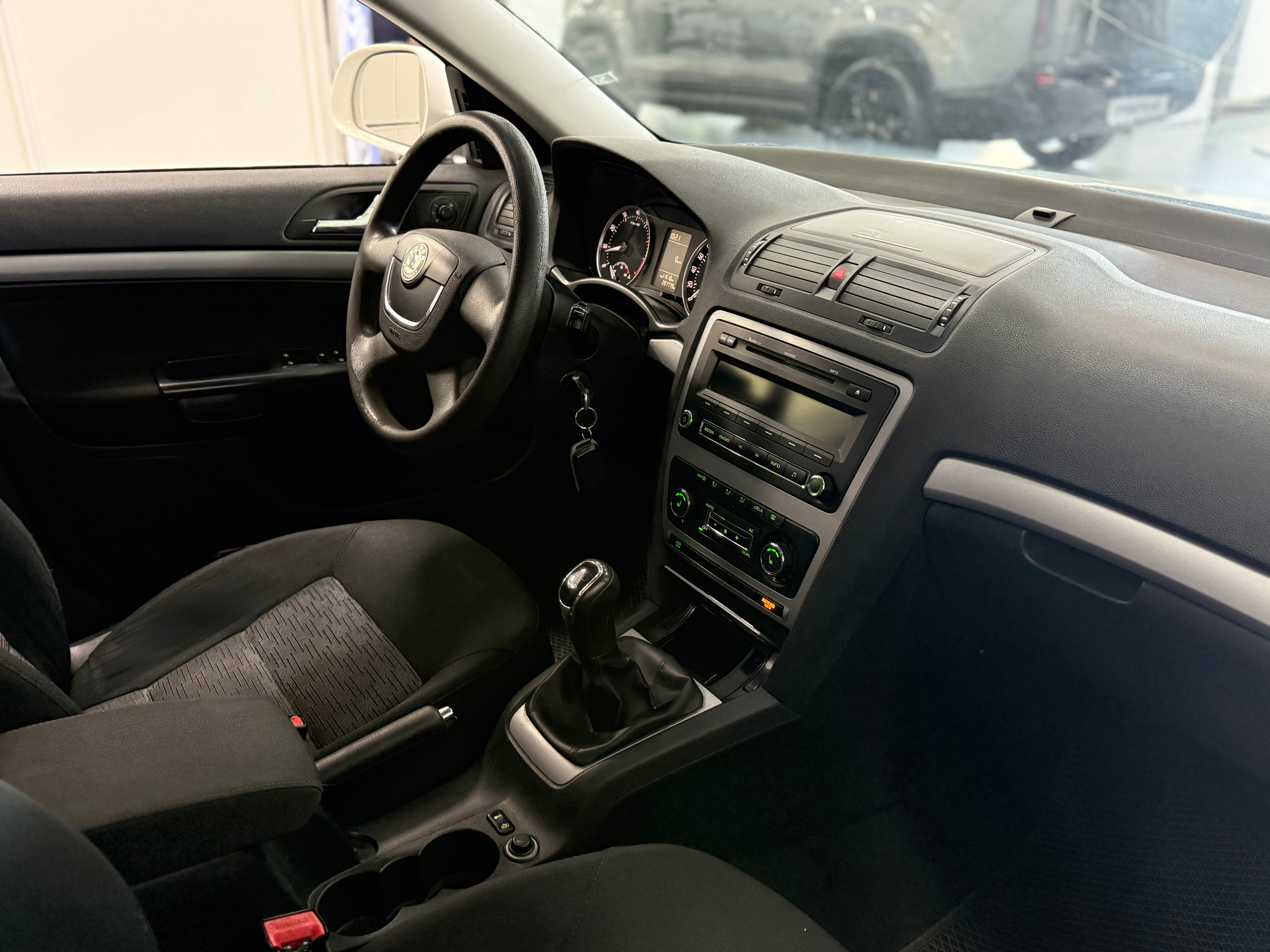 Skoda Octavia Ambition, 2012 года, пробег 287000 км