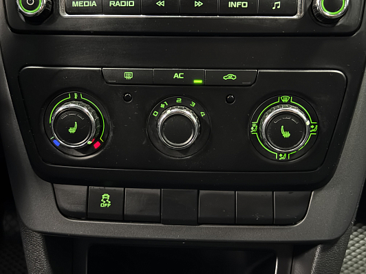 Skoda Yeti, 2013 года, пробег 216000 км