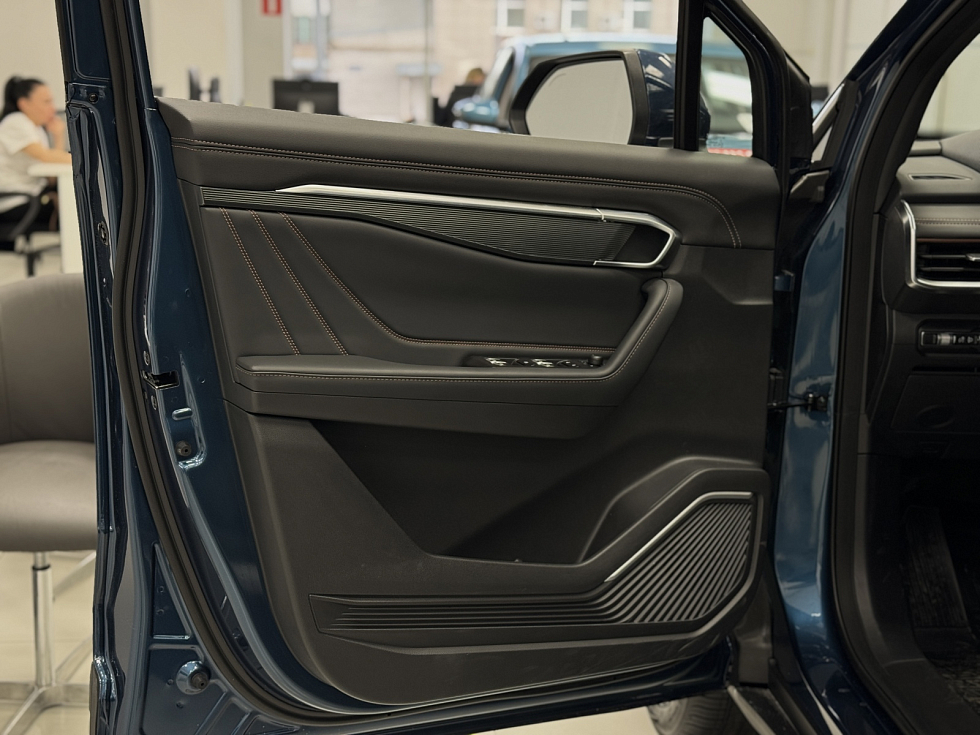 Geely Okavango Flagship, синий