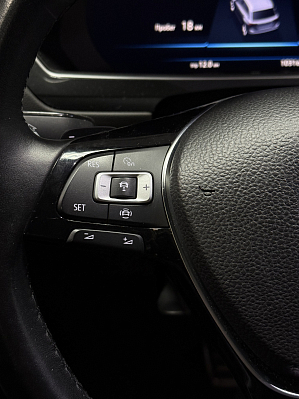 Volkswagen Tiguan All Inclusive, 2018 года, пробег 103000 км